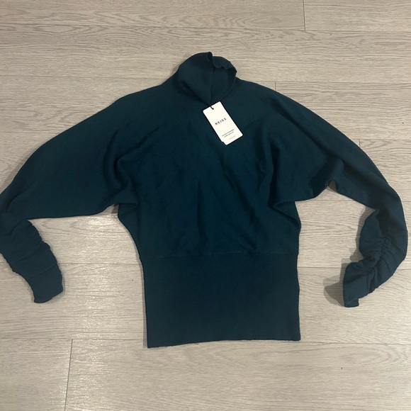 Reiss Frankie Ruched Sleeve Wool Blend Sweater Size S - Picture 2 of 5